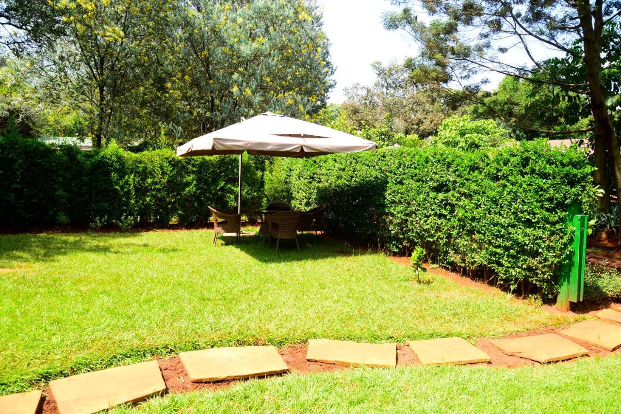 Severine Cottages And Lounge Ltd Найроби Экстерьер фото